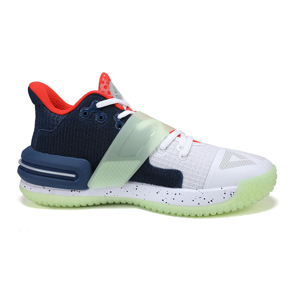 PEAK Flash 2.0 Lou Williams Basketball Shoes Limited Edition Christmas - Image 3